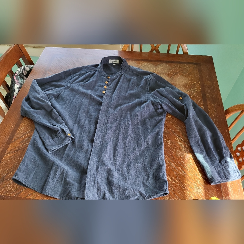 Reverb wood / hidden button mandarin collar blue shirt